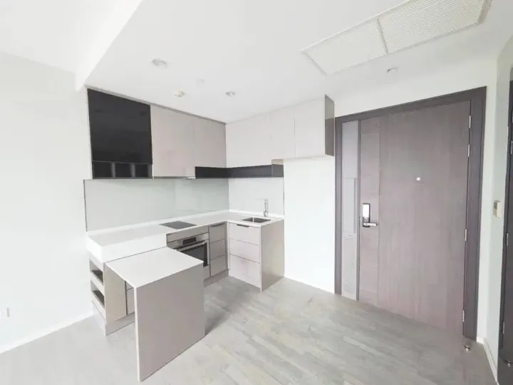 Property photos for 333 Riverside