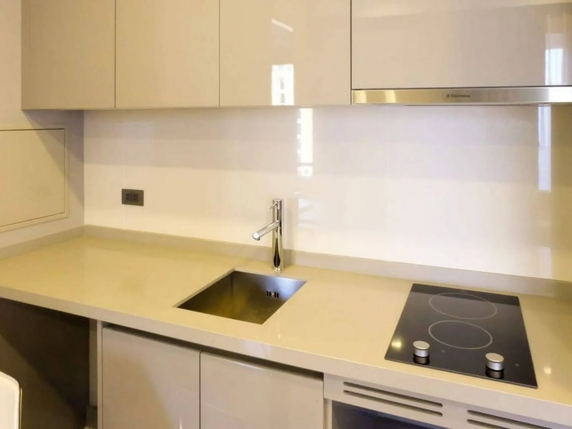 Property photos for M Phayathai