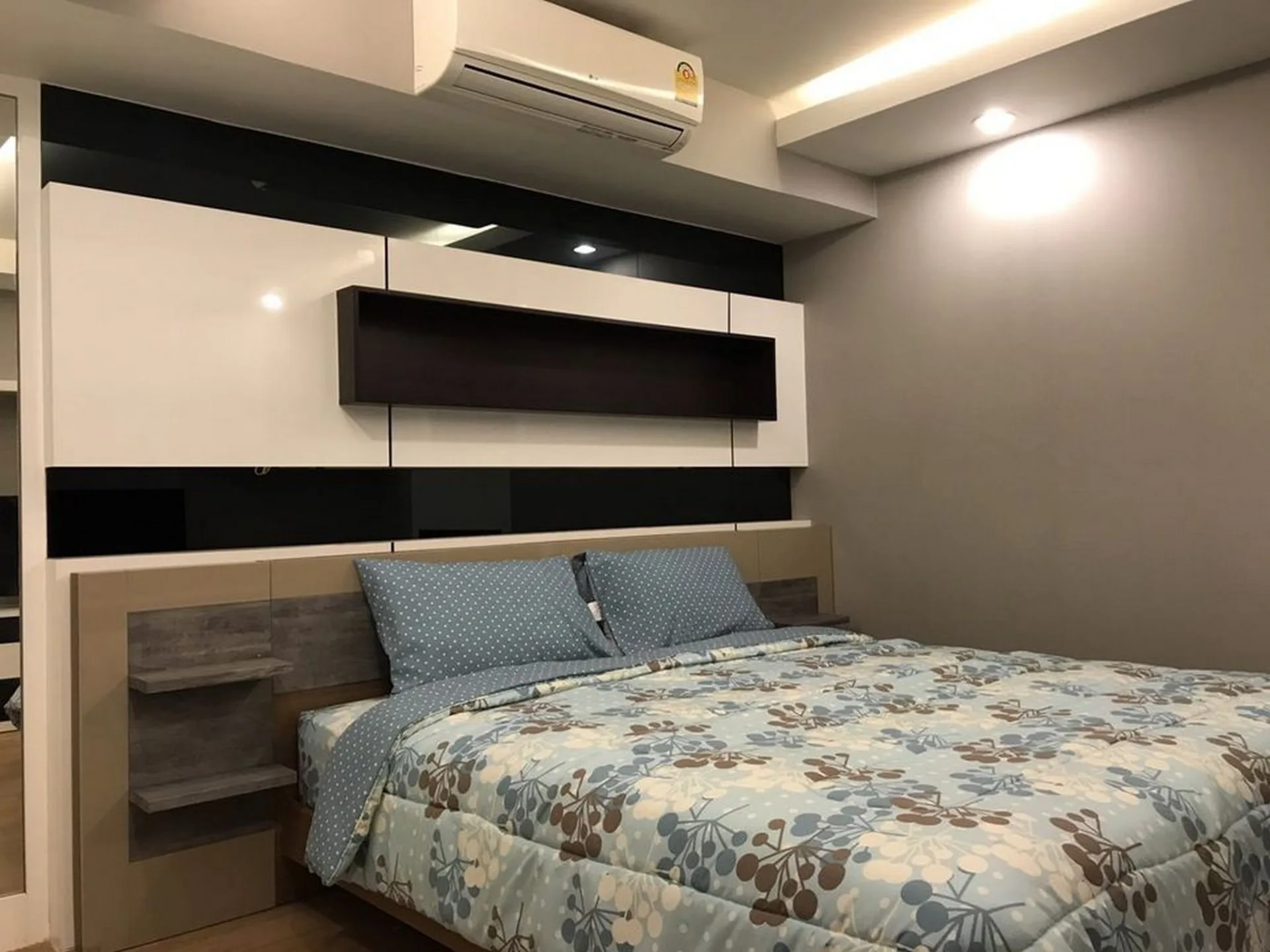 Property photos for The Waterford Sukhumvit 50 Onnut