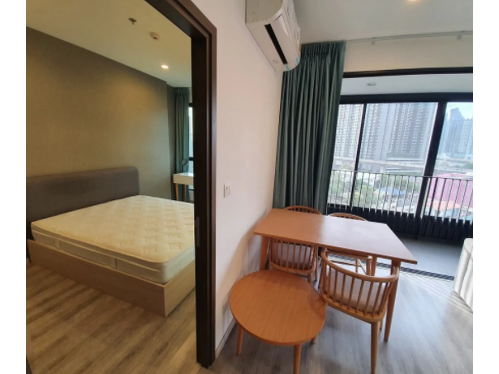 Property photos for Ideo Mobi Asoke