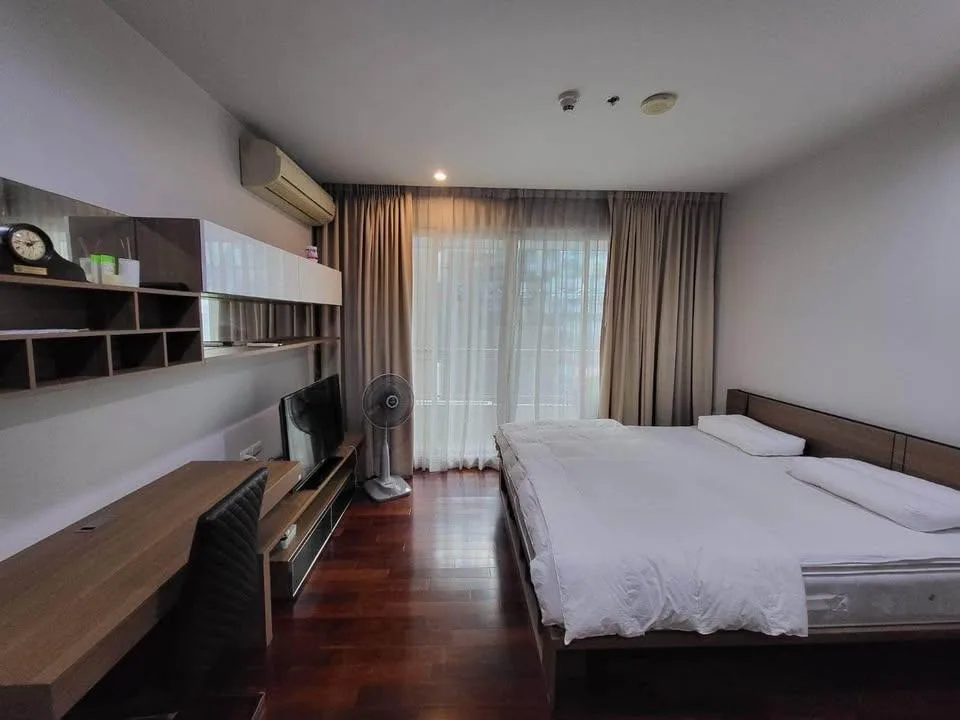 Property photos for Circle Condominium