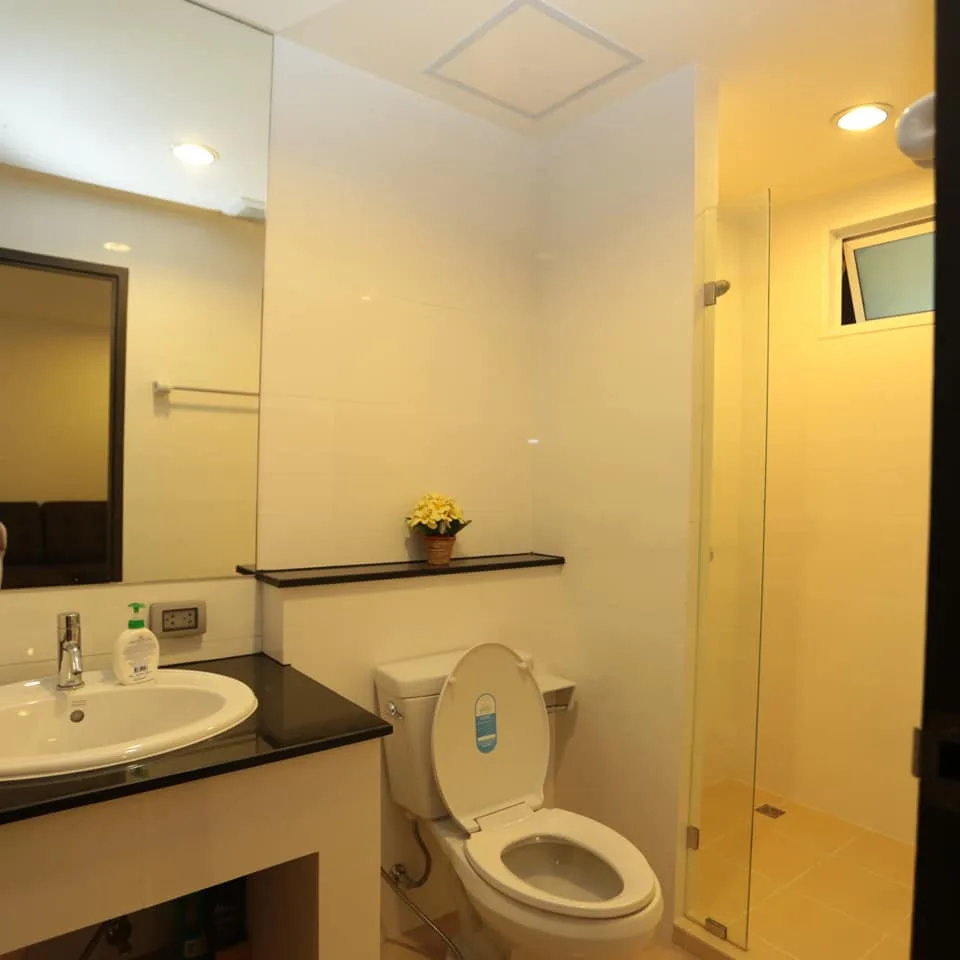 Property photos for The Amethyst Sukhumvit 39