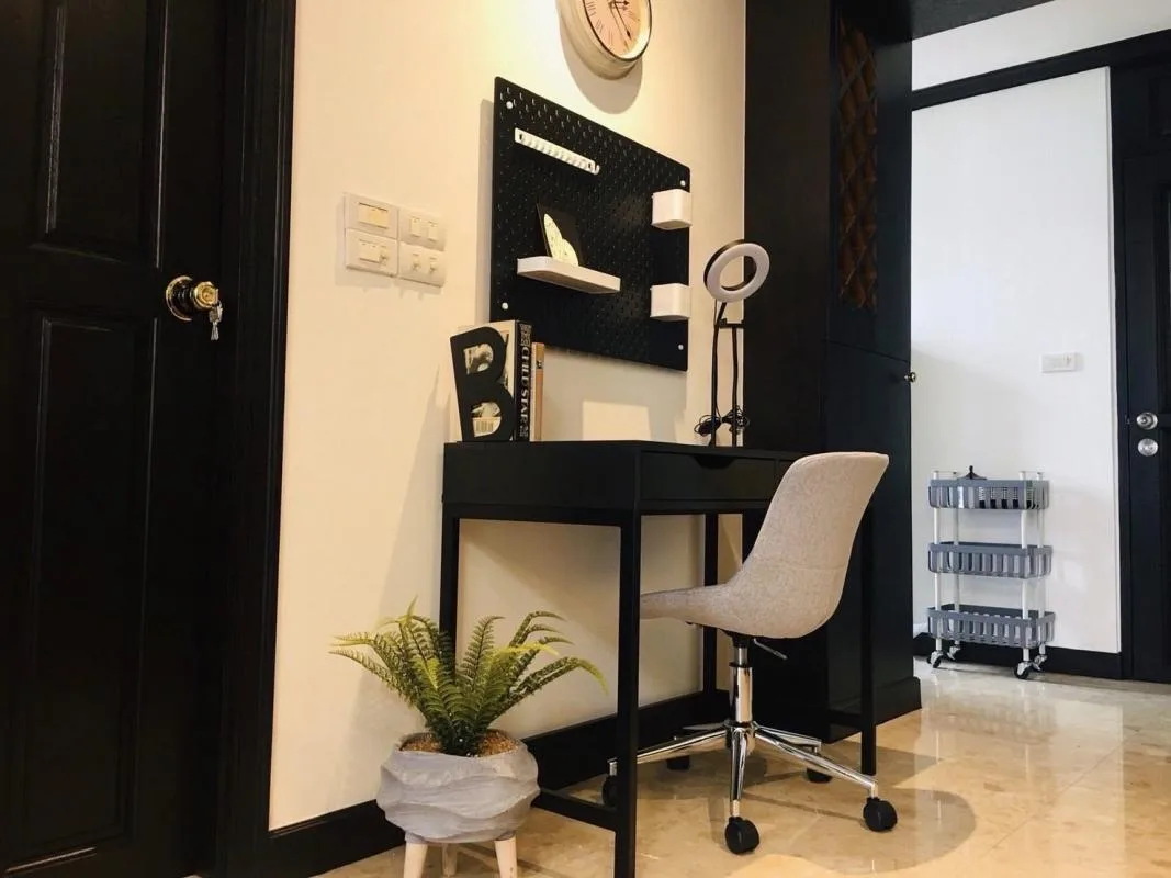 Property photos for Green Point Silom