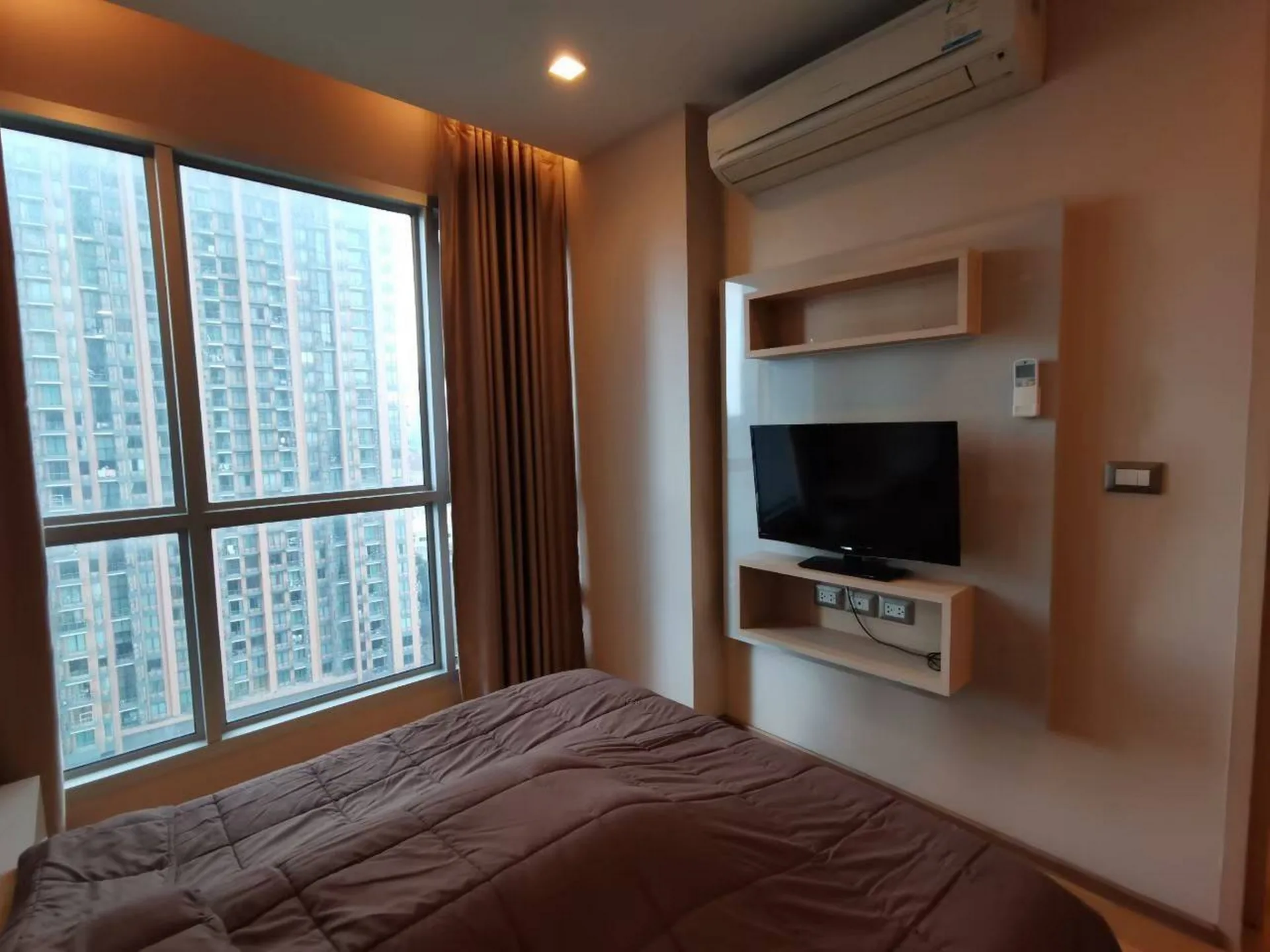 Property photos for The Address Asoke