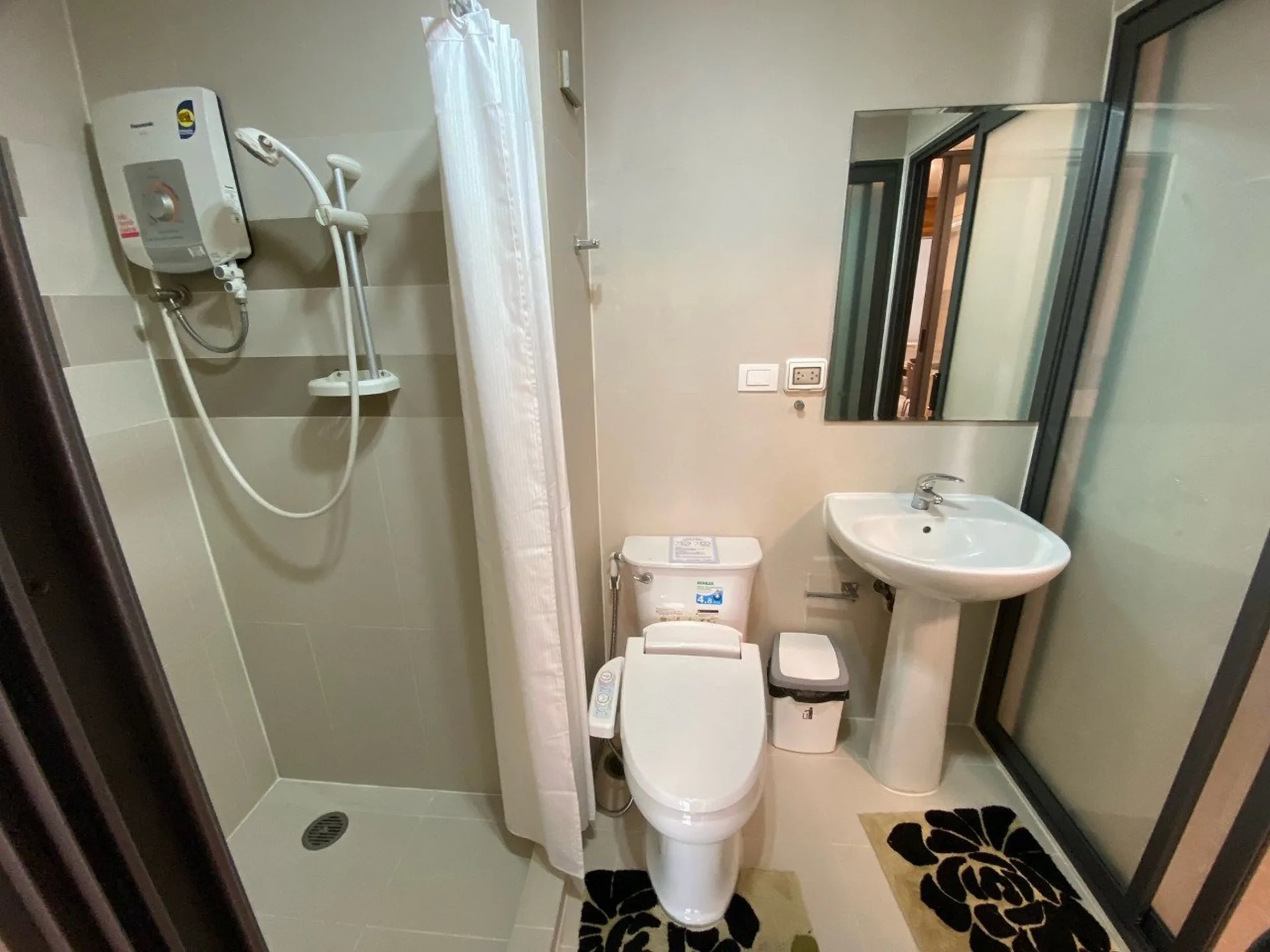 Property photos for Montrose Court