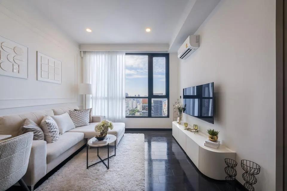 Property photos for Park Origin Thonglor