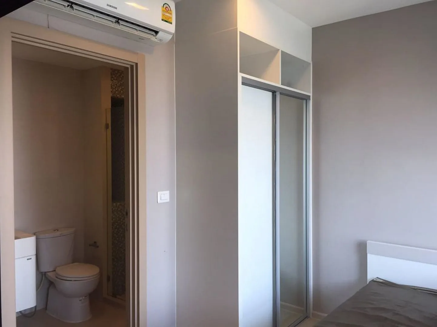 Property photos for Condolette Midst Rama 9