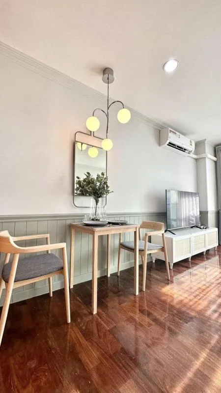 Property photos for Silom Grand Terrace