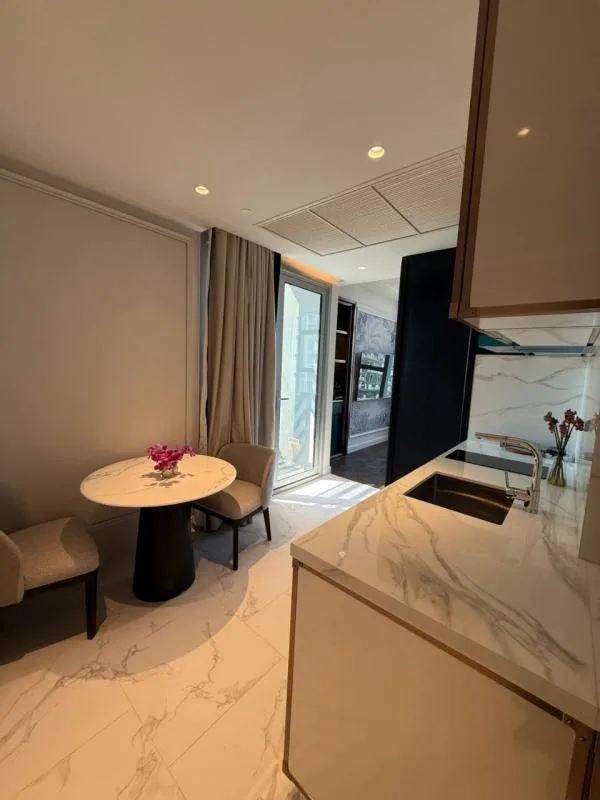Property photos for La Clef / The Residences 38