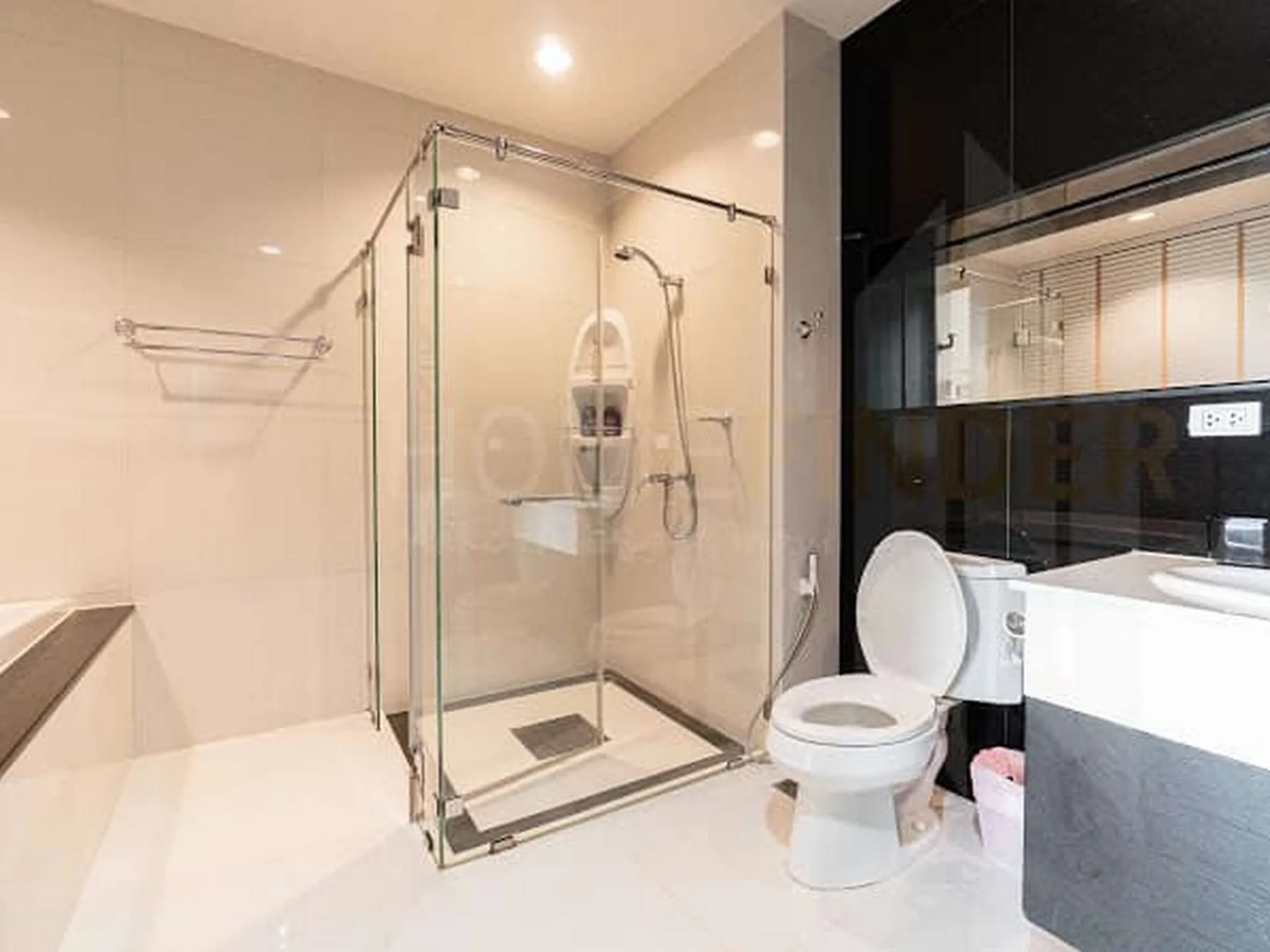 Property photos for The Address Chidlom