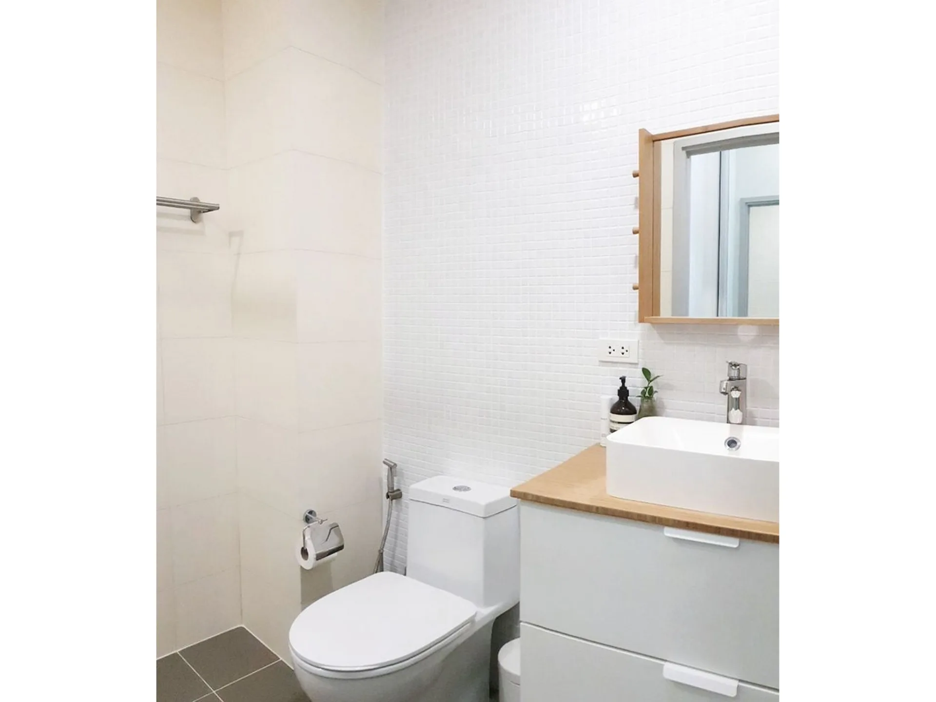 Property photos for WYNE Sukhumvit