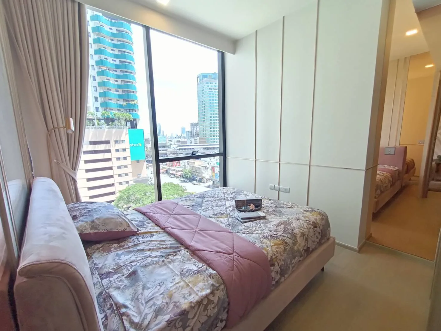 Property photos for Celes Asoke