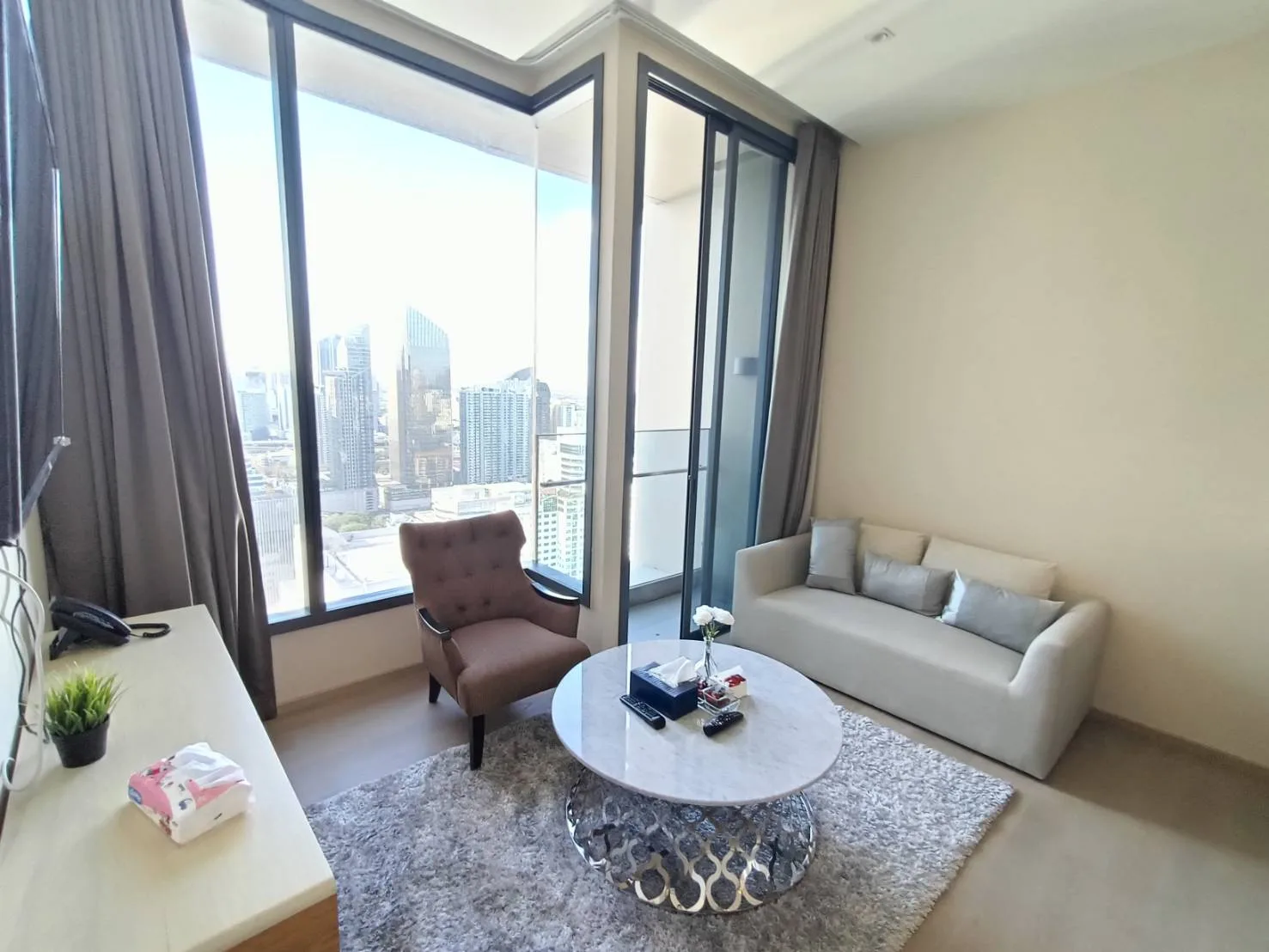 Property photos for The Esse Asoke