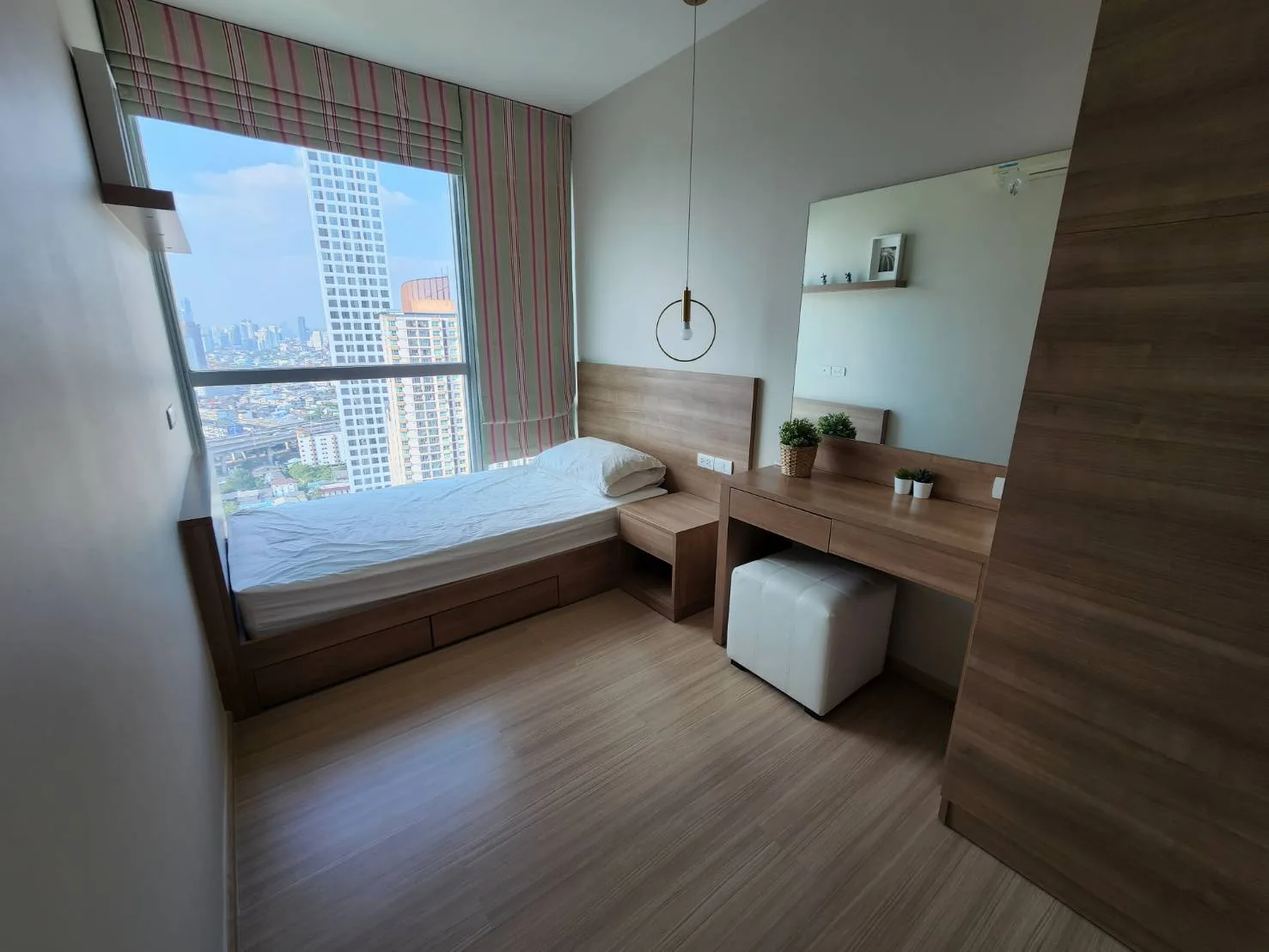 Property photos for Rhythm Sukhumvit 50