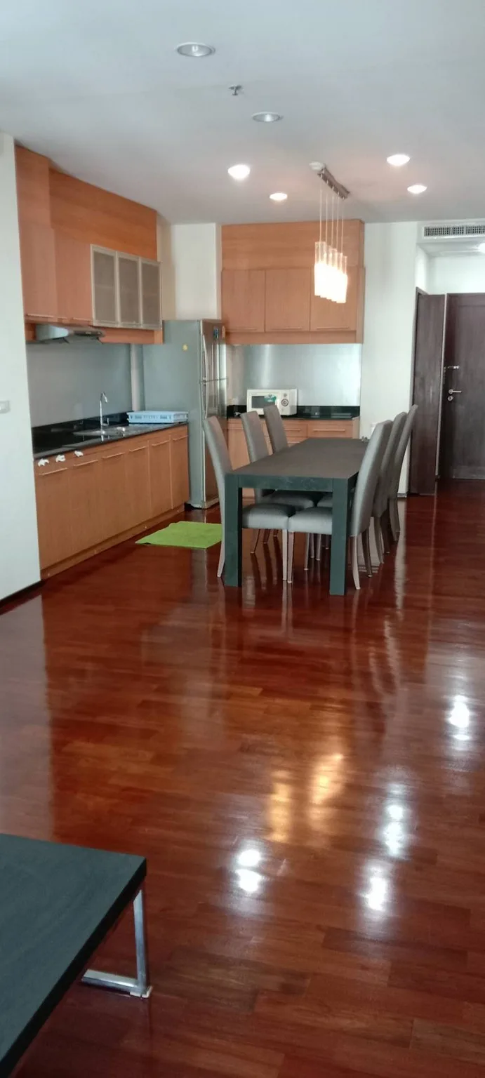 Property photos for Noble Ora