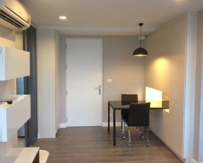 Property photos for The Room Sukhumvit 40