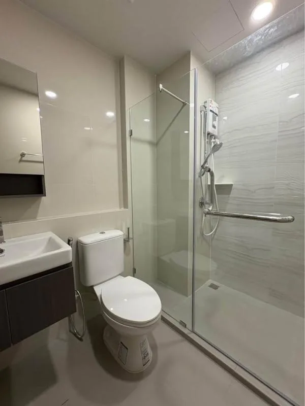 Property photos for Aspire Onnut Station