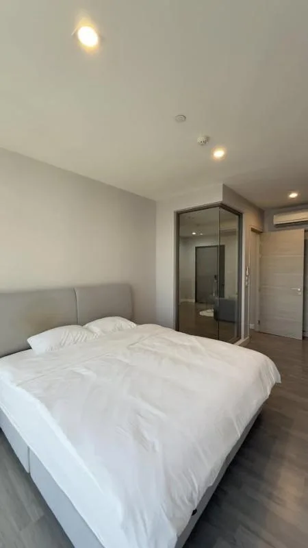 Property photos for The room Sathorn - TanonPun