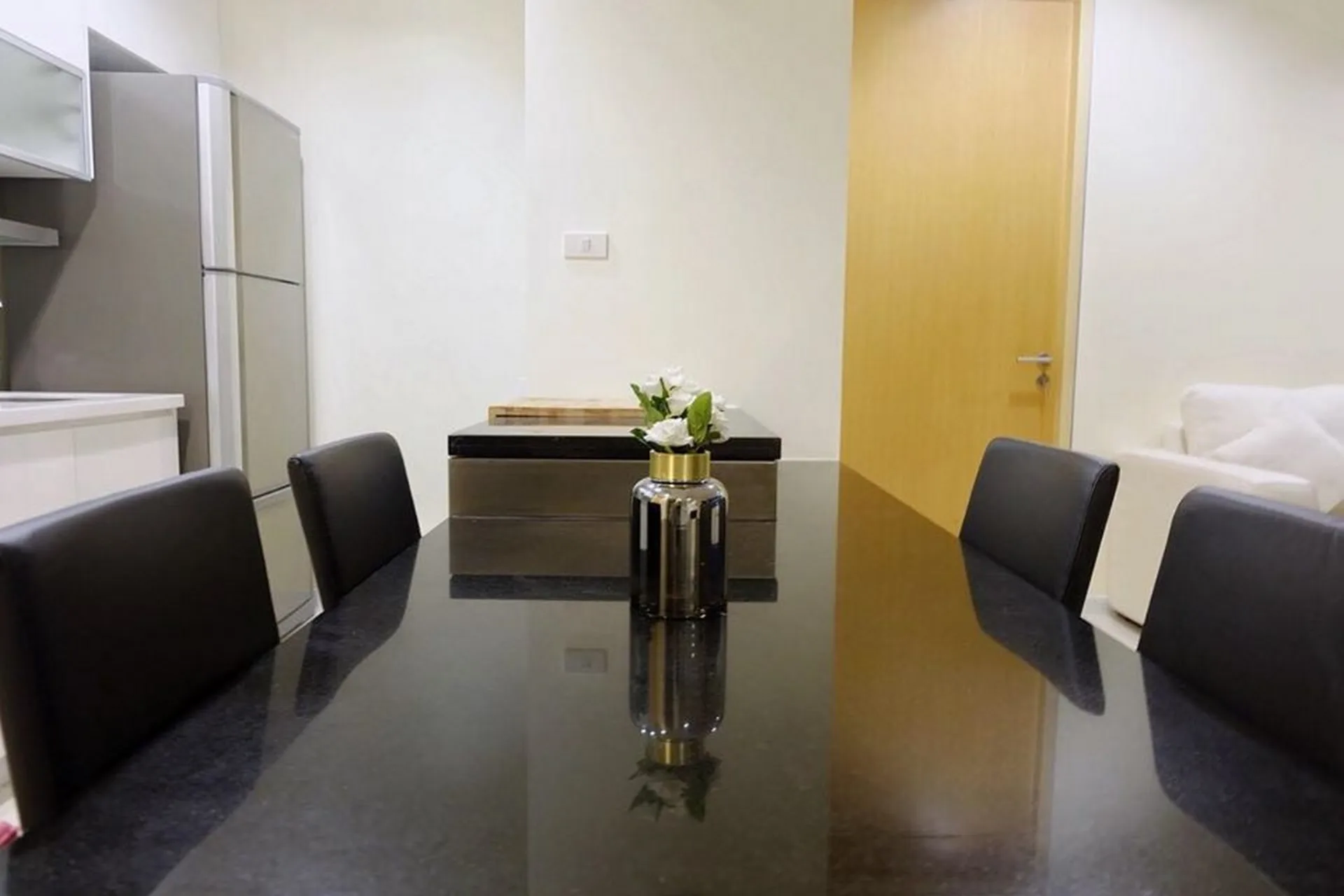 Property photos for Amanta Lumpini