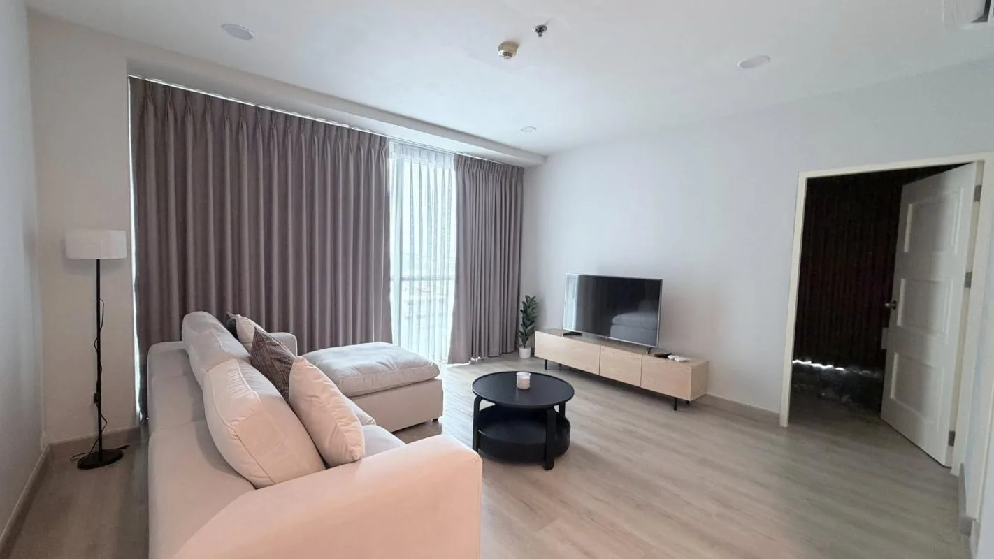 Property photos for Noble Lite