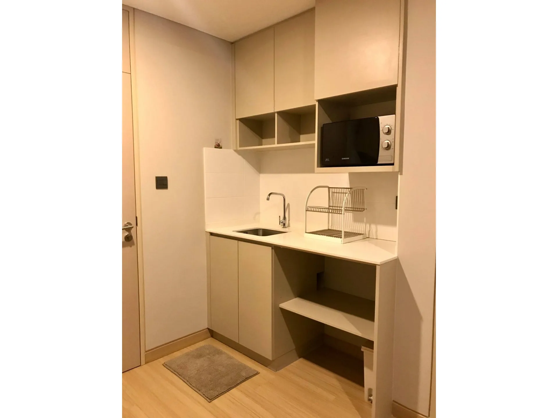 Property photos for Lumpini Suite Phetchaburi - Makkasan