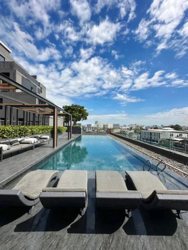 Property photos for Chewathai Pinklao