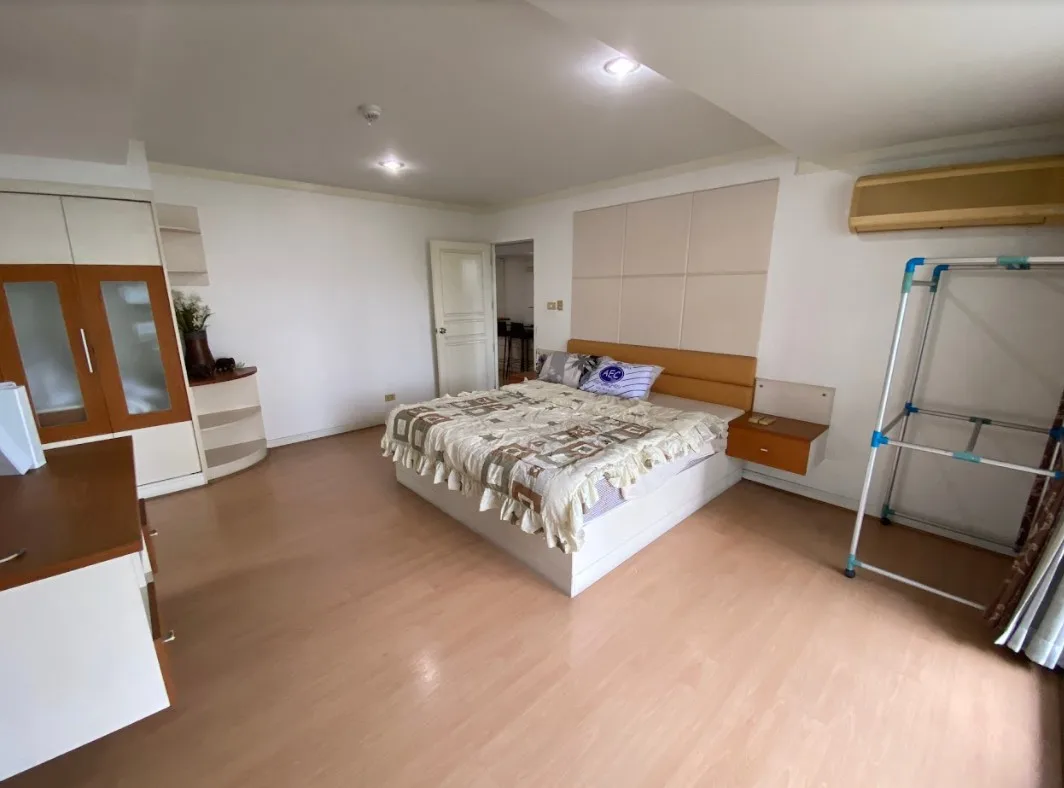 Property photos for Supalai Place