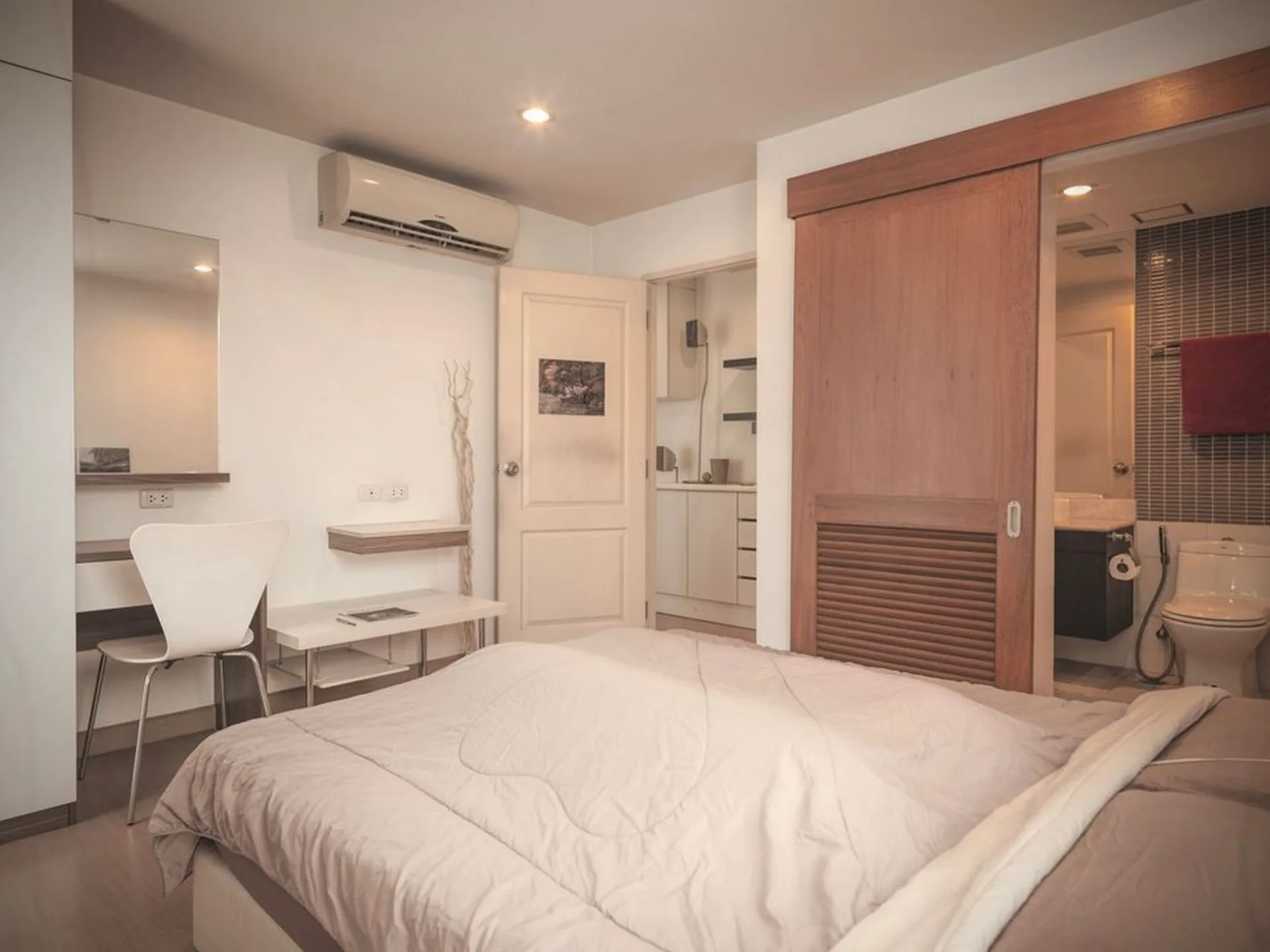 Property photos for The Niche Sukhumvit 49