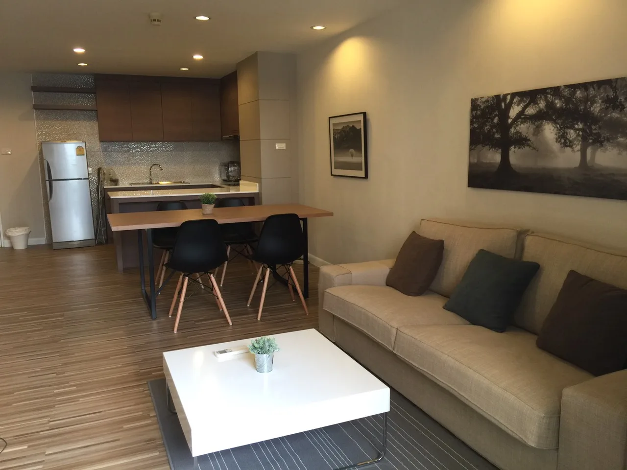 Property photos for Petch 9 Tower
