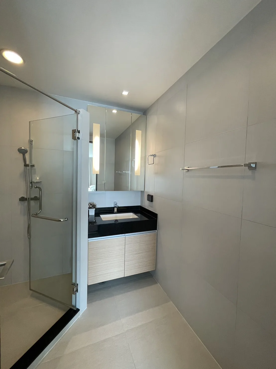 Property photos for Capital Residence