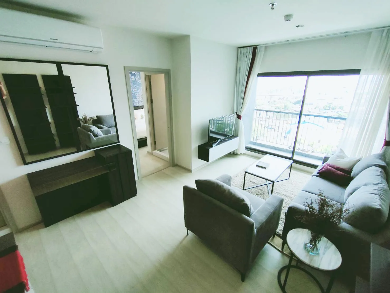 Property photos for Life Sukhumvit 48