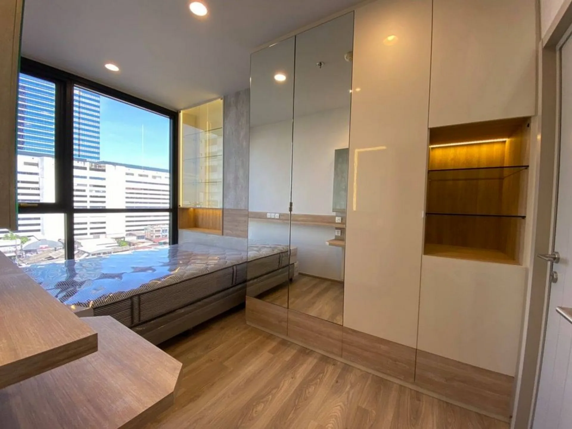 Property photos for OKA HAUS Sukhumvit 36