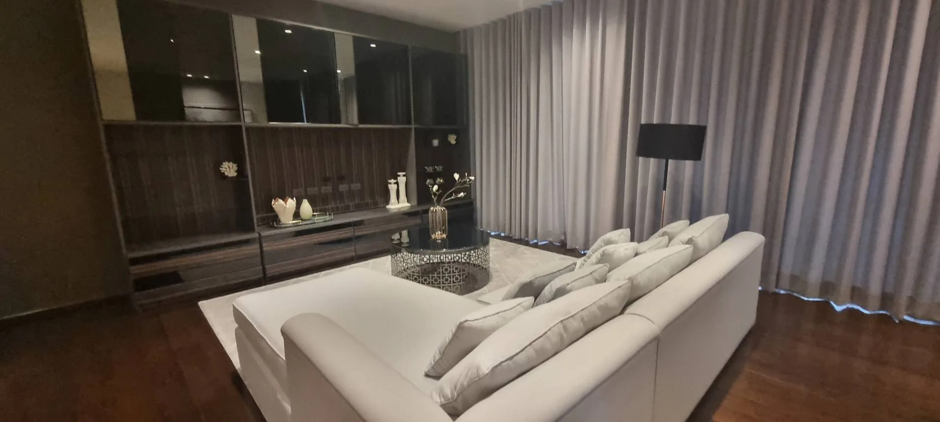 Property photos for La Citta Delre Thonglor 16