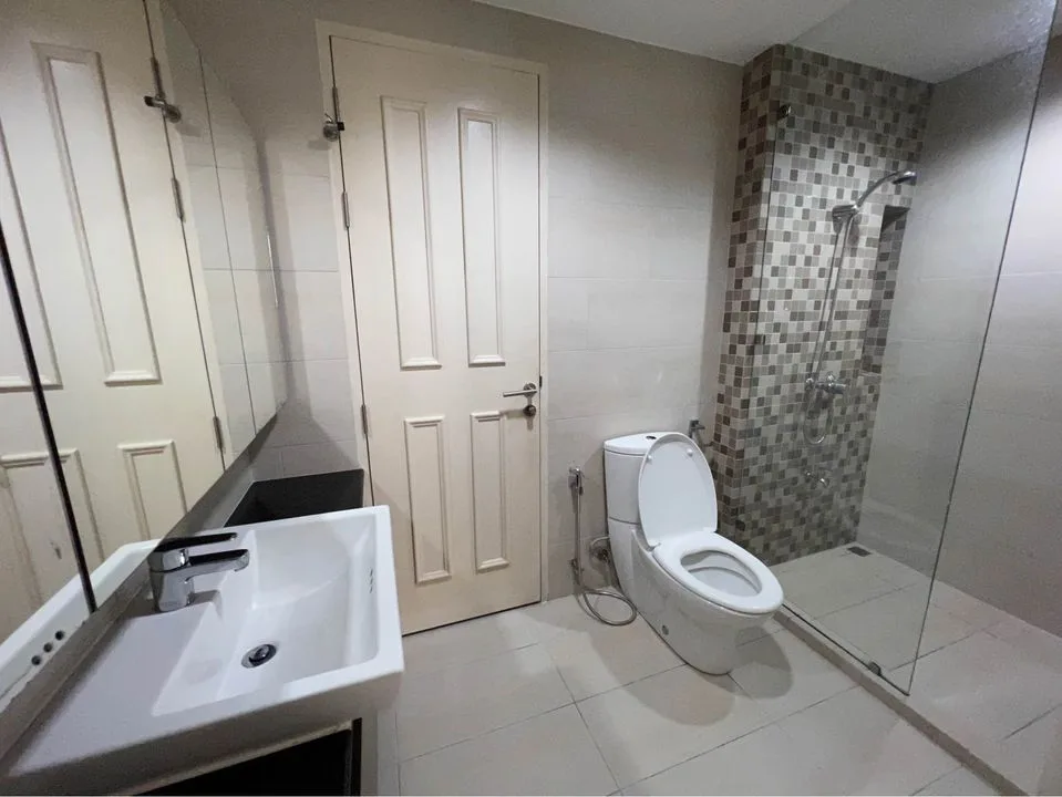 Property photos for Flora Marigold