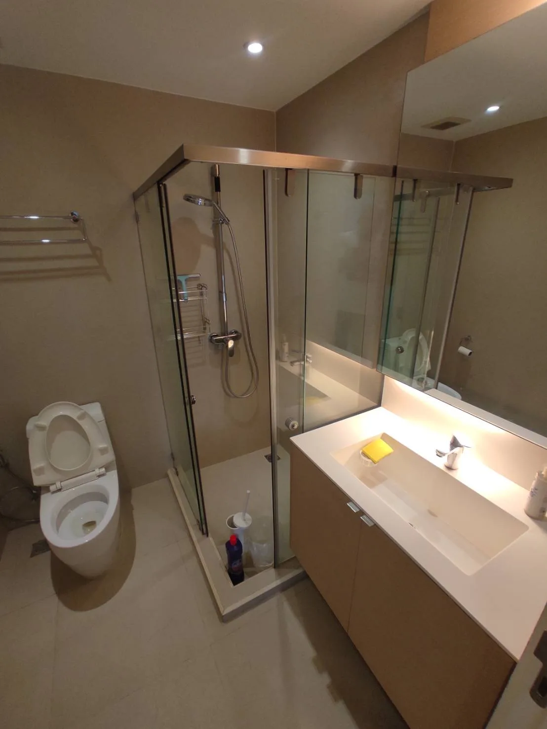 Property photos for Sathorn Gardens