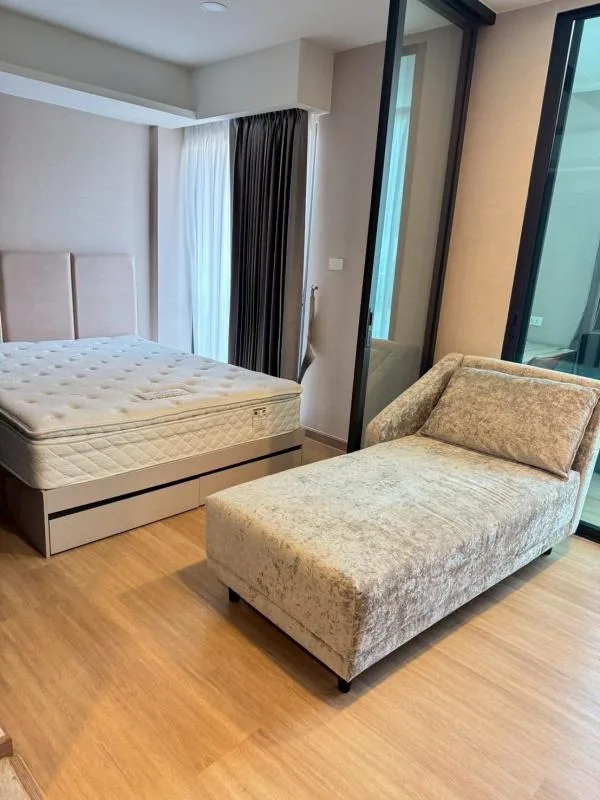 Property photos for Lloyd Soonvijai-thonglor