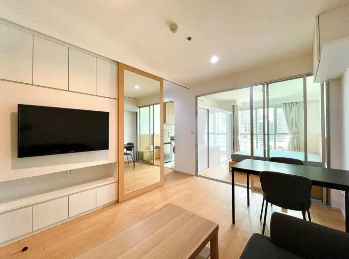 Property photos for Rhythm Sathorn - Narathiwas