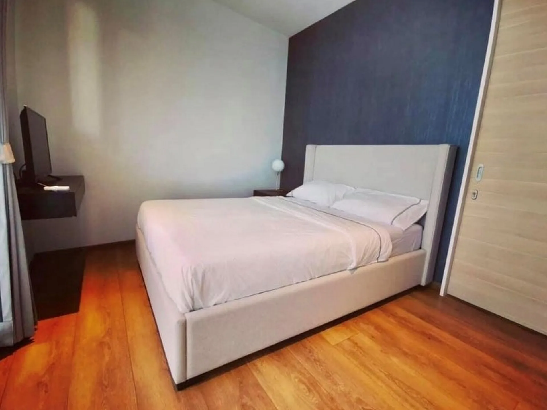 Property photos for Park Origin Phromphong