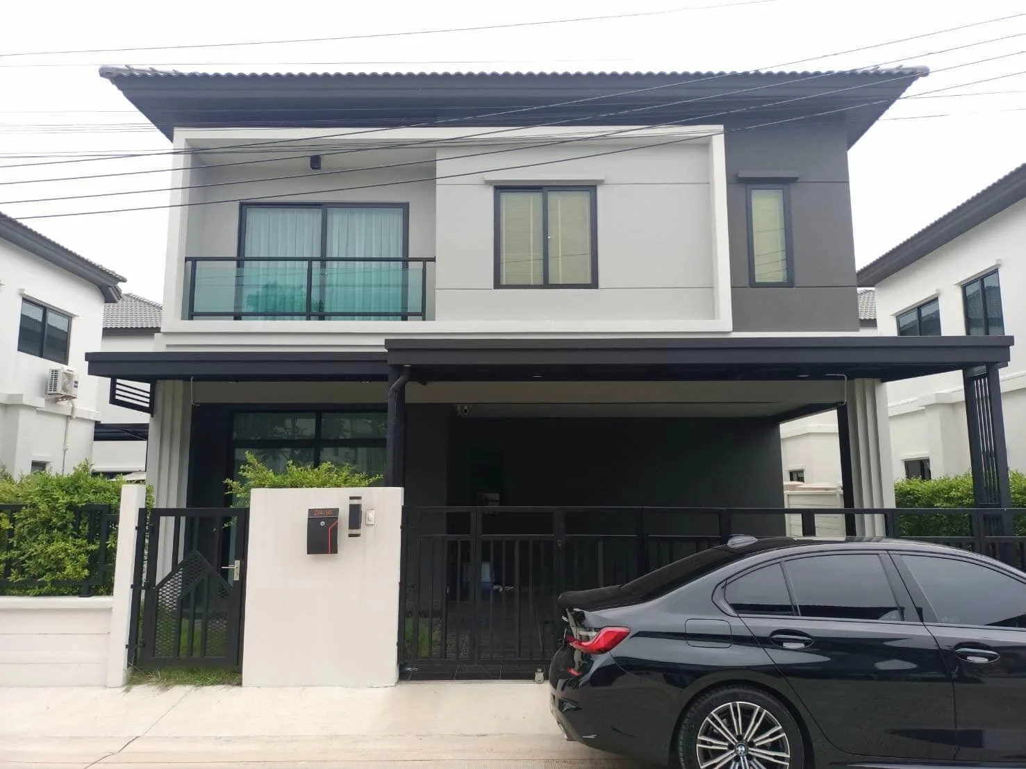 Property photos for Grand Britania Wongwaen Ramindra