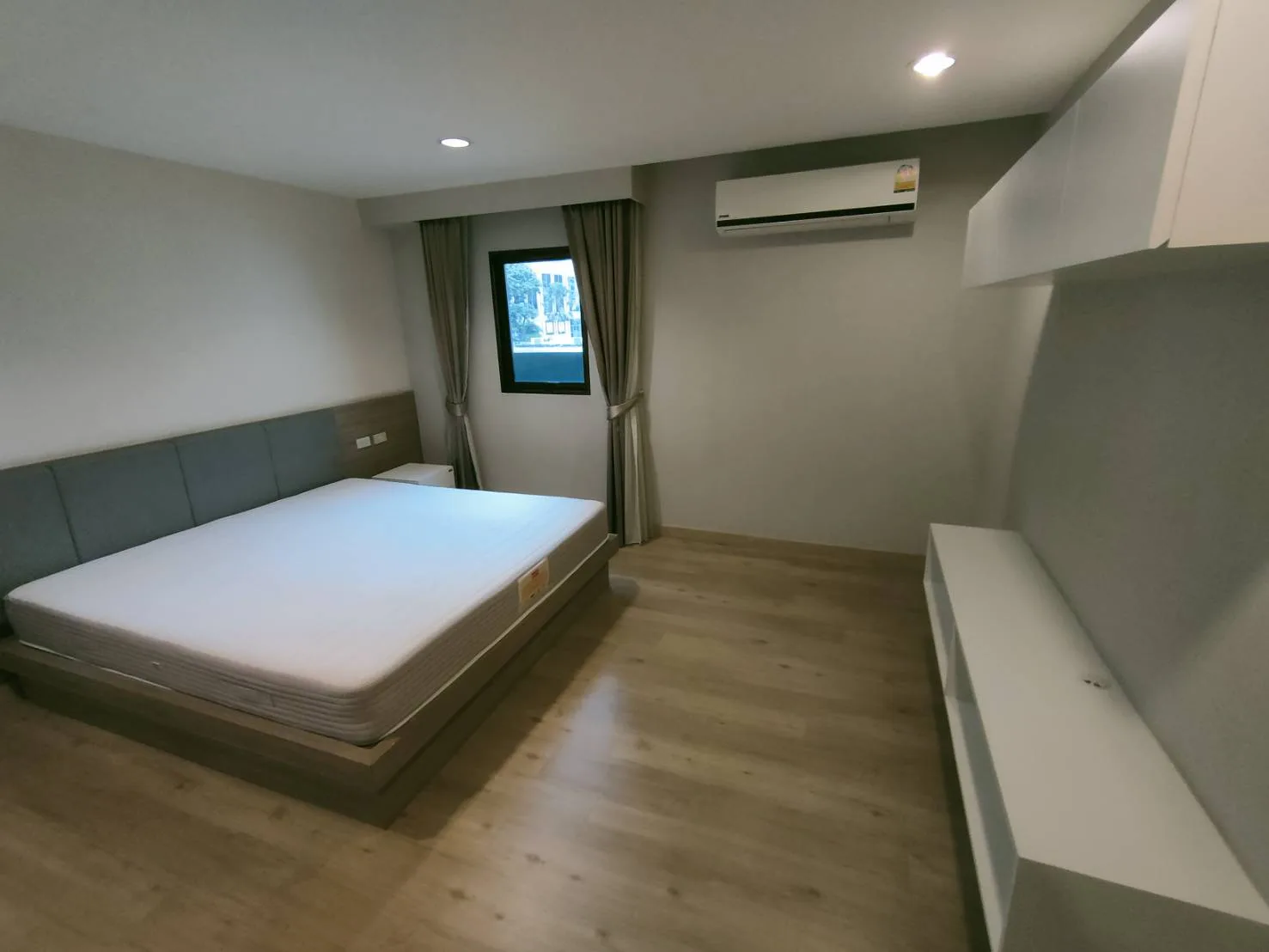 Property photos for Ploenruedee Residence
