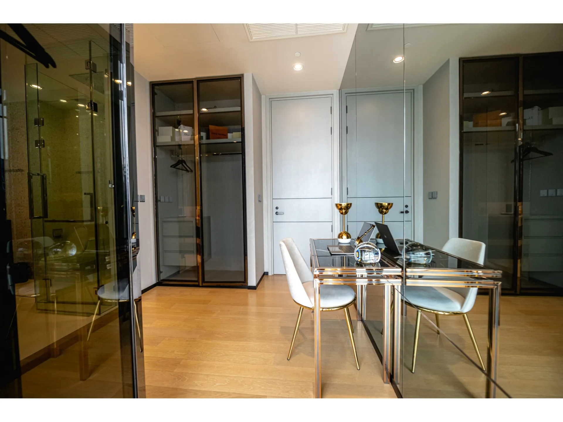 Property photos for Vittorio