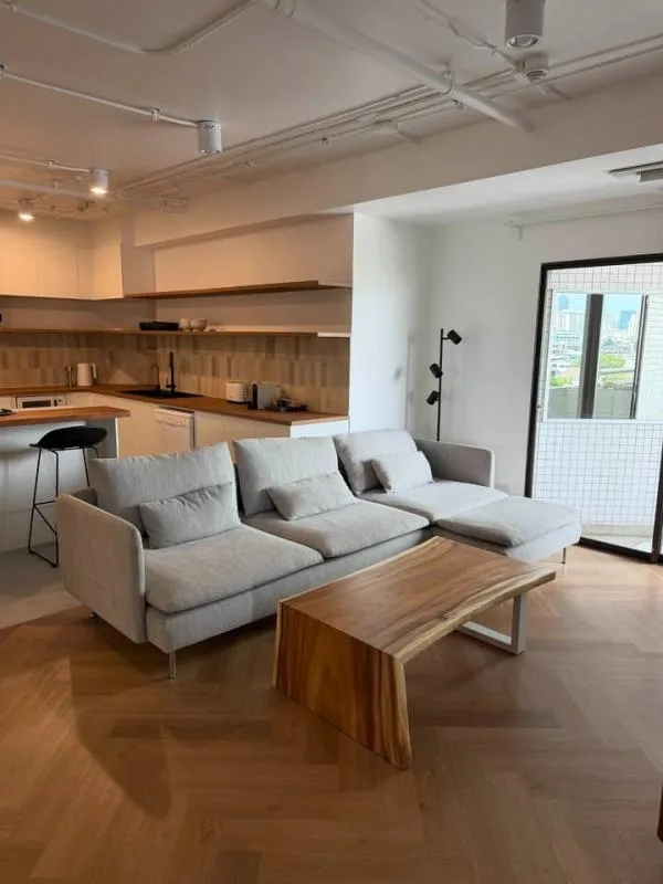 Property photos for Richmond Palace