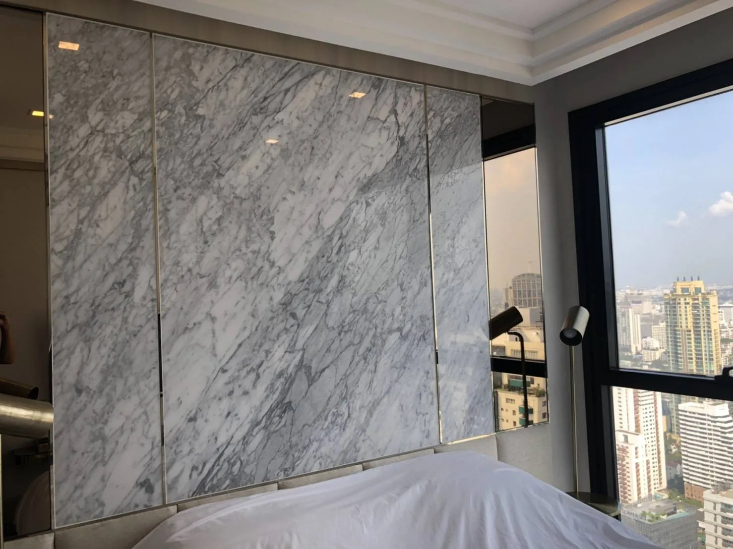 Property photos for Ashton Asoke