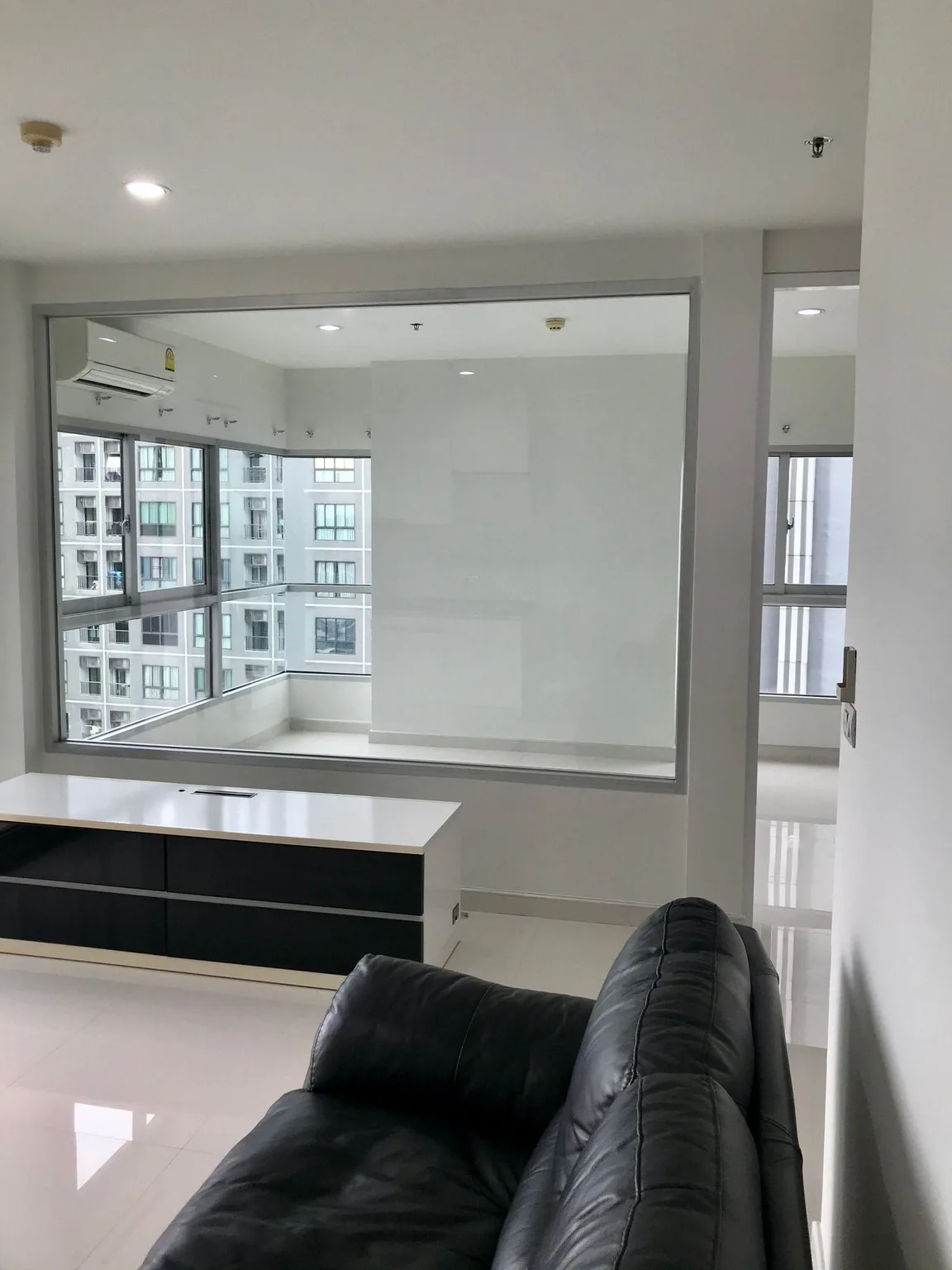 Property photos for The Parkland Taksin - Thapra