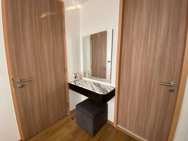 Property photos for Noble BE 33