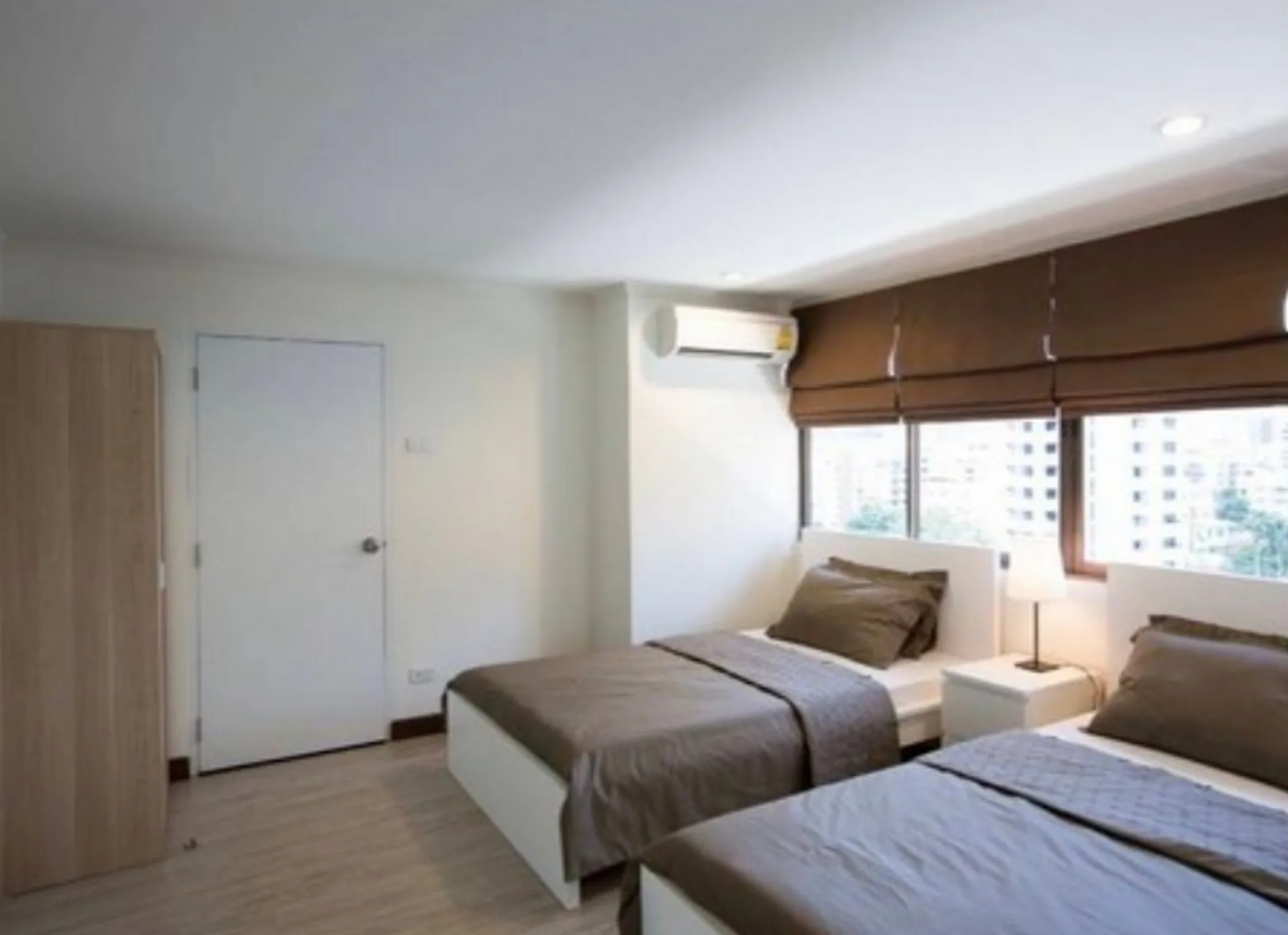 Property photos for Beverly Tower Condo