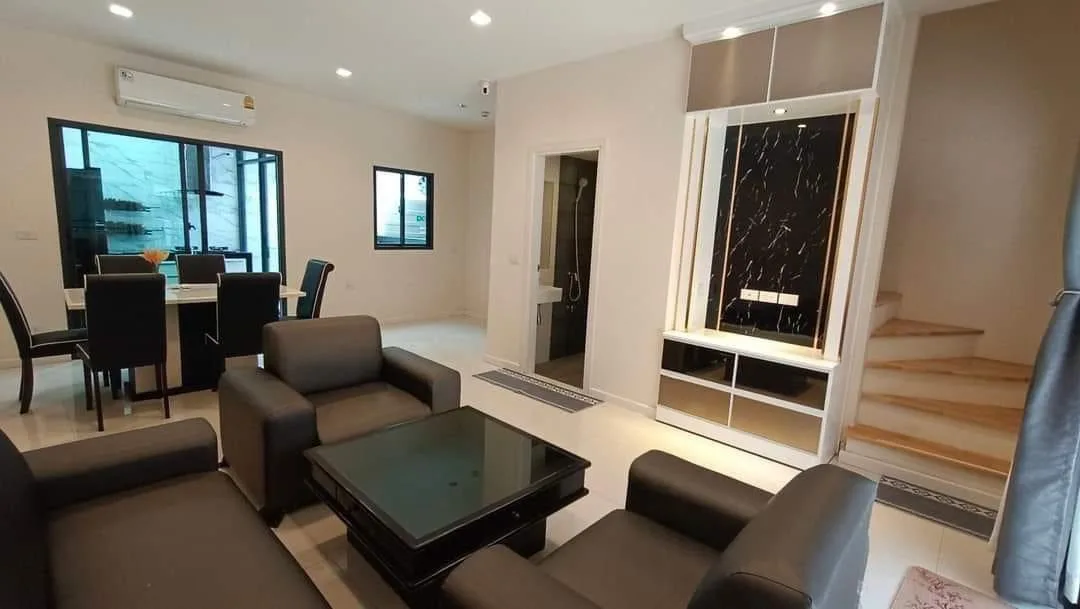 Property photos for Eigen Premium Townhome