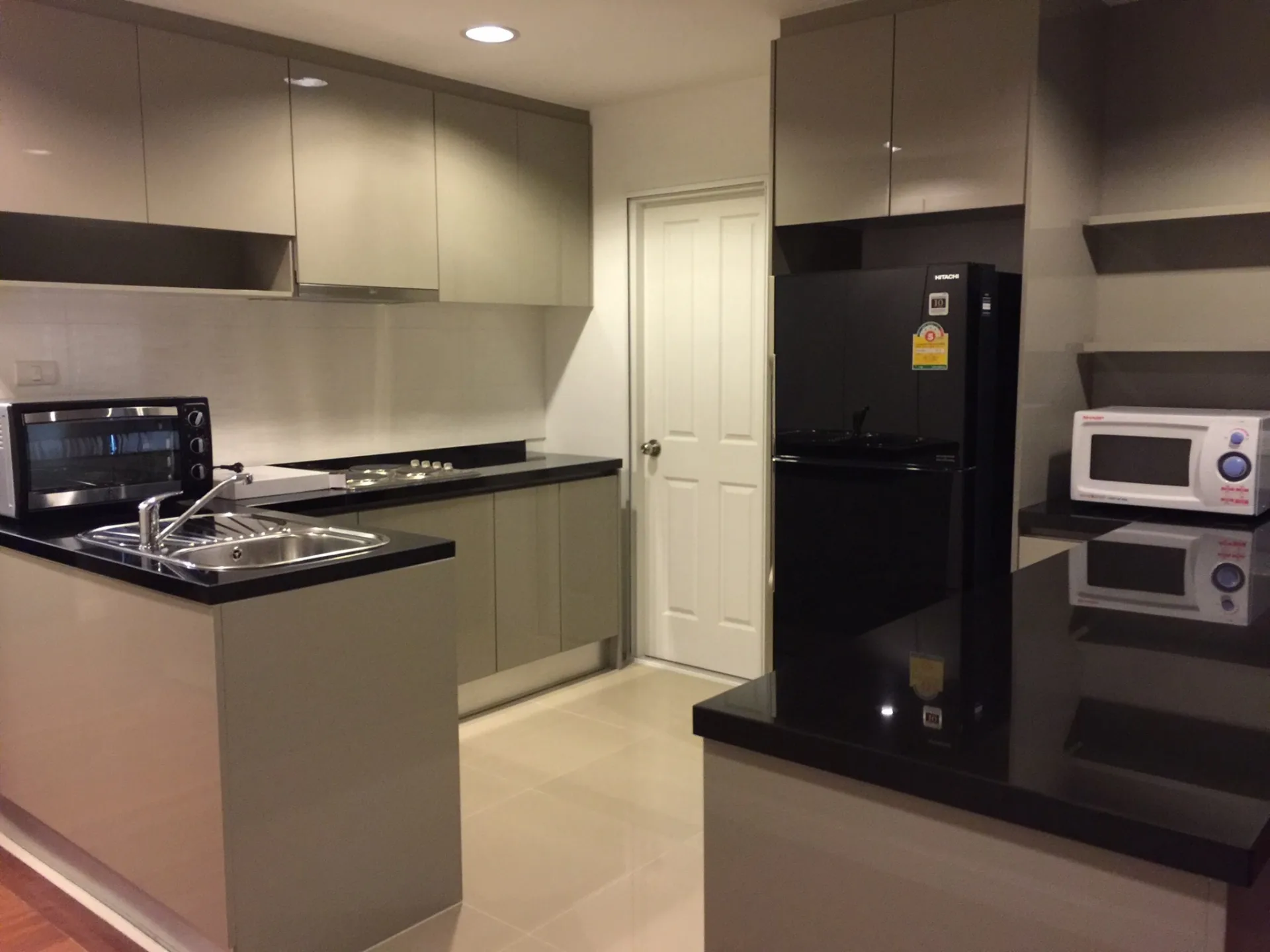 Property photos for Belle Grand Rama 9