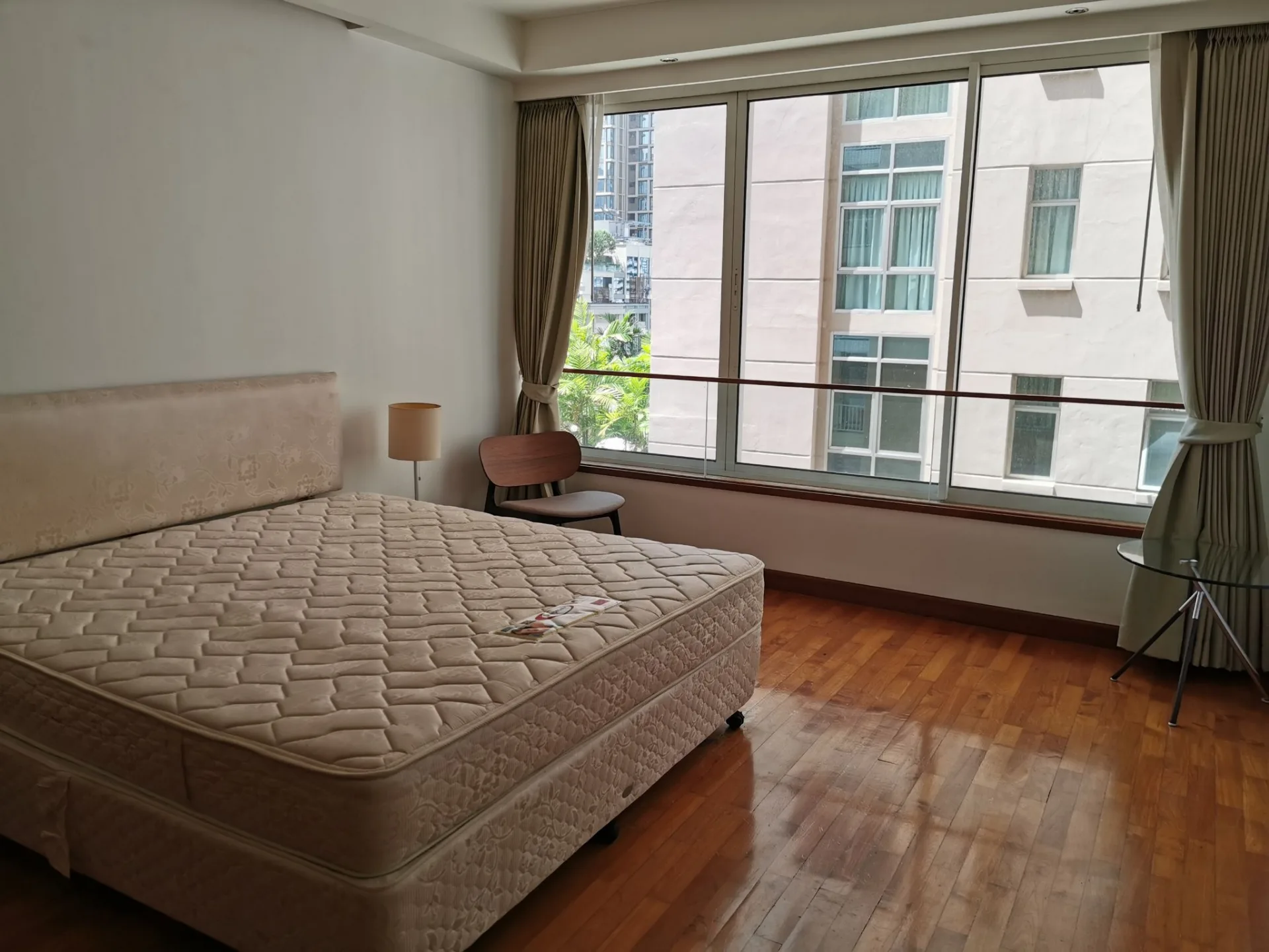 Property photos for Langsuan Ville