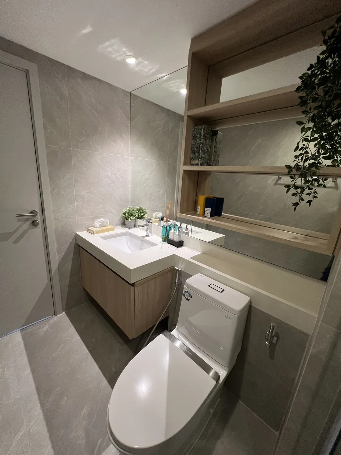 Property photos for Piya Apartment Sukhumvit 15